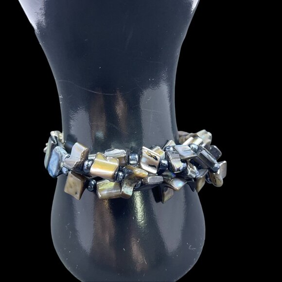 Natural Shell Beaded Bracelet Boho Coastal Iridescent Mother Of Pearl Jewelry - Picture 3 of 9